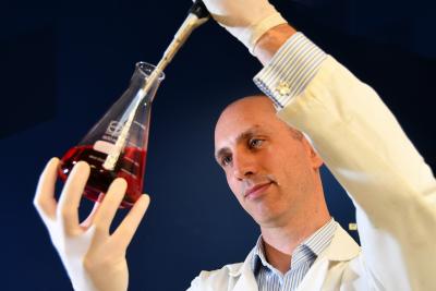 Dr Simon Baker in the lab