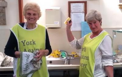 volunteers washing up