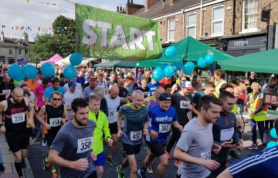 Runners set off on the 2019 race