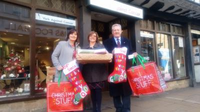 rosie crux, julie russell and philip thake at YAC christmas shop 