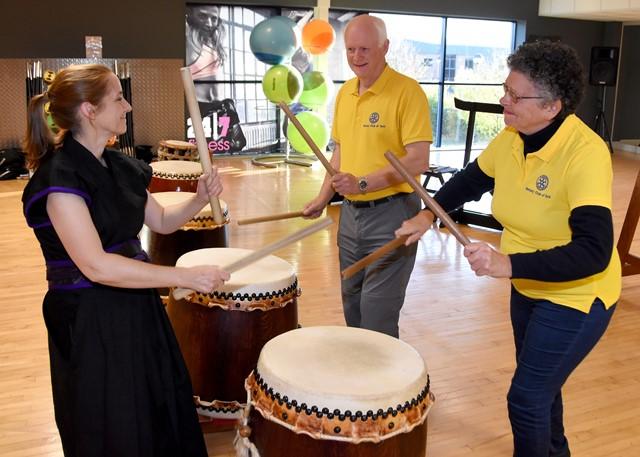Mary Murata shows Rotary Club President Brian Joscelyne and fellow Rotarian Diana Naish the basics of Taiko drumming.jpg Mary Murata shows Rotary Club President Brian Joscelyne and fellow Rotarian Diana Naish the basics of Taiko drumming.jpg